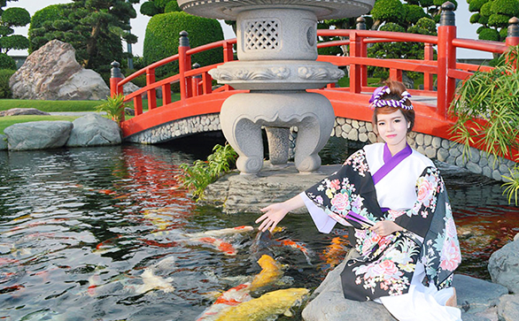 Hồ Koi Cho Khu Du Lịch